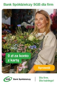 Grafika przedstawia panią trzymająca bukiet kwiatów.